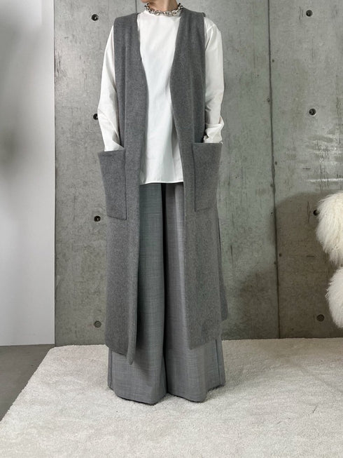 NOBLE lamb wool jilet